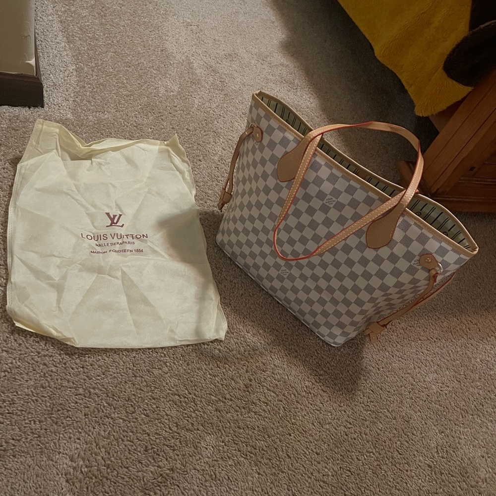 Designer inspired handbag